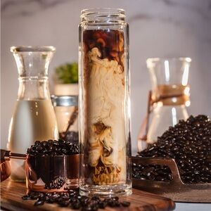 Brown Leather Bean Bottle Double Wall Insulated Borosilicate Glass Bottle 18oz